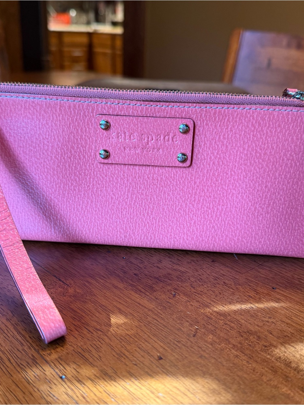 Kate Spade NWOT Pink Pebbled Leather Wristlet Clutch 9” by 4” PRISTINE - Picture 2 of 10